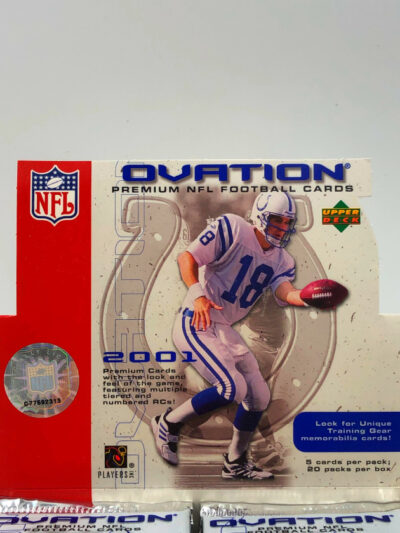2001 Upper Deck Ovation Premium NFL Cards, Single Pack (Hobby Box) – Bild 2