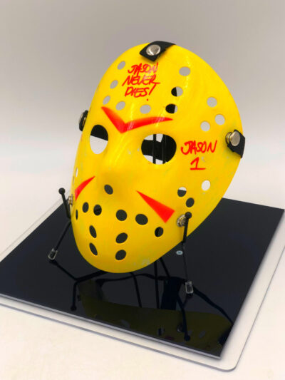 ARI LEHMAN Movie Showcase</br> (“Jason Voorhees”) Venerdì 17.</br>Yellow Painted Multi Inscription - immagine 9