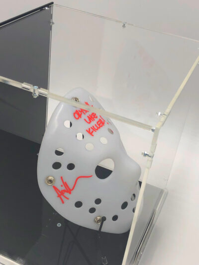 ARI LEHMAN Movie Showcase</br>(“Jason Voorhees”) Freitag der 13.</br>Crystal Lake Killer Inscription – Bild 7