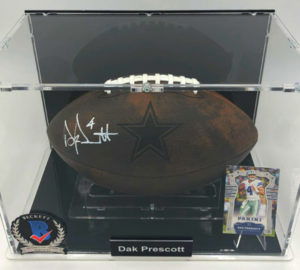 DAK PRESCOTT Football Américain Showcase (Dallas Cowboys),</br>Distressed Cowboys Football