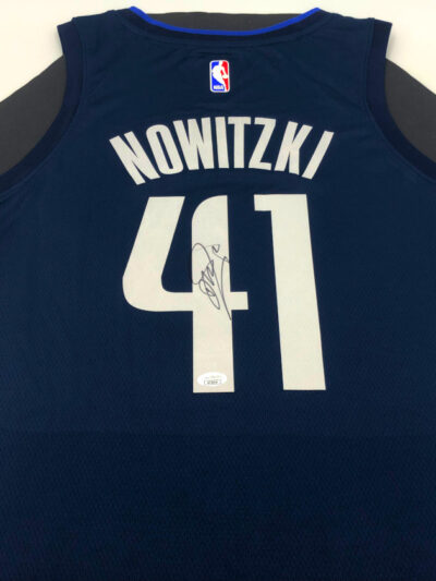 DIRK NOWITZKI (Dallas Mavericks) Nike NBA Authentics Swingman Jersey (Statement Edition)
