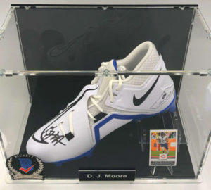 D.J. MOORE Football Américain Showcase (Chicago Bears) chaussure de football américain signée,</br>Nike Alpha