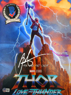 CHRIS HEMSWORTH & TAIKA WAITITI (Thor : Love and Thunder) affiche signée du film