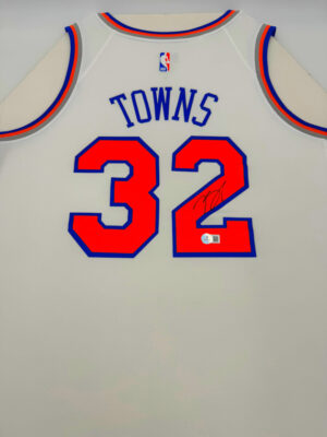 KARL-ANTHONY TOWNS (New York Knicks)</br>Nike NBA Authentics Swingman Jersey</br>(Association Edition)