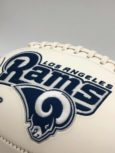 KURT WARNER</br>Football Showcase (Los Angeles Rams)</br>signierter Football, Rams Logo – Bild 10