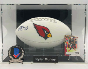 KYLER MURRAY Football Showcase (Arizona Cardinals) signierter Football, Cardinals Logo Football