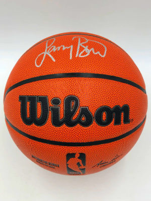 LARRY BIRD (Boston Celtics) basket signé,</br>Wilson Authentic