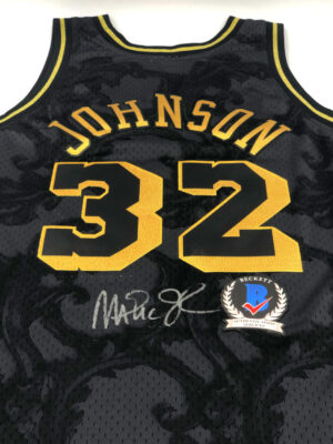 MAGIC JOHNSON (Los Angeles Lakers)</br>Mitchell & Ness</br>NBA HWC 1984-85 Limited Lily Swingman