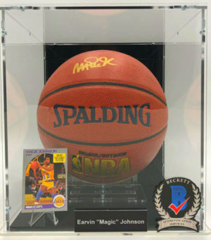MAGIC JOHNSON</br>Basketball Showcase (Los Angeles Lakers)</br>signed basketball, Tack Soft