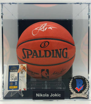 NIKOLA JOKIC</br>Basketball Showcase (Denver Nuggets)</br>ballon de basket signé, Signature Series