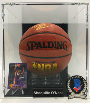 SHAQUILLE O’NEAL</br>Basketball Showcase (Los Angeles Lakers)</br>signed basketball, Tack Soft