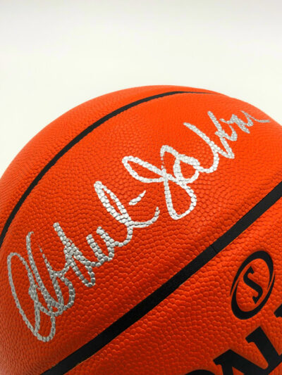 Signierter Basketball Mystery Box:</br>BASKETBALL KINGS SERIES 2025 (Bonus Jersey Chance!) – Bild 3