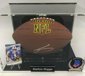 STEFON DIGGS Football Showcase (Buffalo Bills) signé Football Américain, NFL Grip Cover