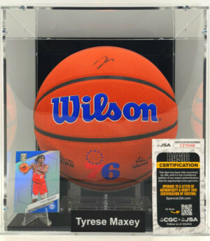TYRESE MAXEY</br>Basketball Showcase (Philadelphia 76ers)</br>signierter Basketball</br>Wilson Sixers Edition