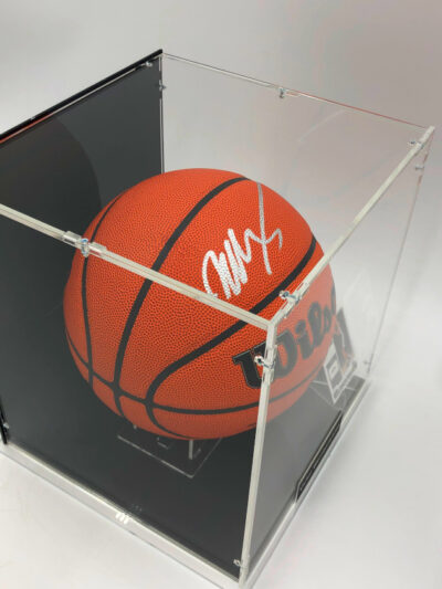 VICTOR WEMBANYAMA</br>Basketball Showcase (San Antonio Spurs)</br>signierter Basketball, Wilson Authentic – Bild 7