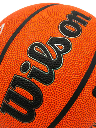 VICTOR WEMBANYAMA</br>Basketball Showcase (San Antonio Spurs)</br>signierter Basketball, Wilson Authentic – Bild 10